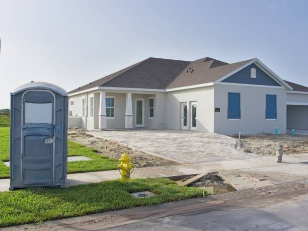 Best Porta potty rental near me  in Chicago, IL